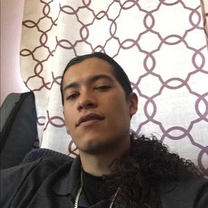 Meet your Posher, Miguel carlos